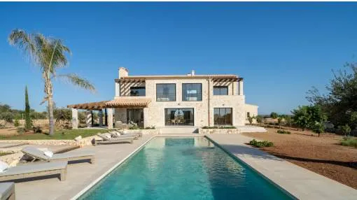 Beautiful finca situated in Santanyi Beautiful finca situated in Santanyi